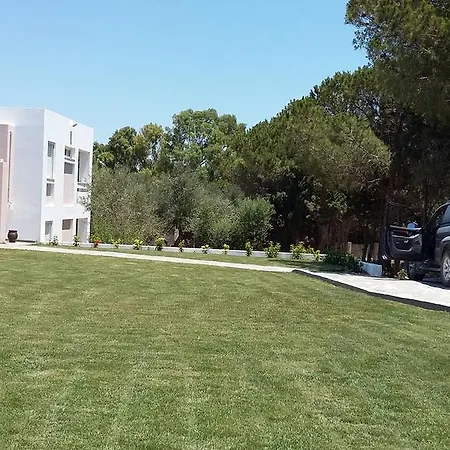 וילה Leonidas מסטיכרי