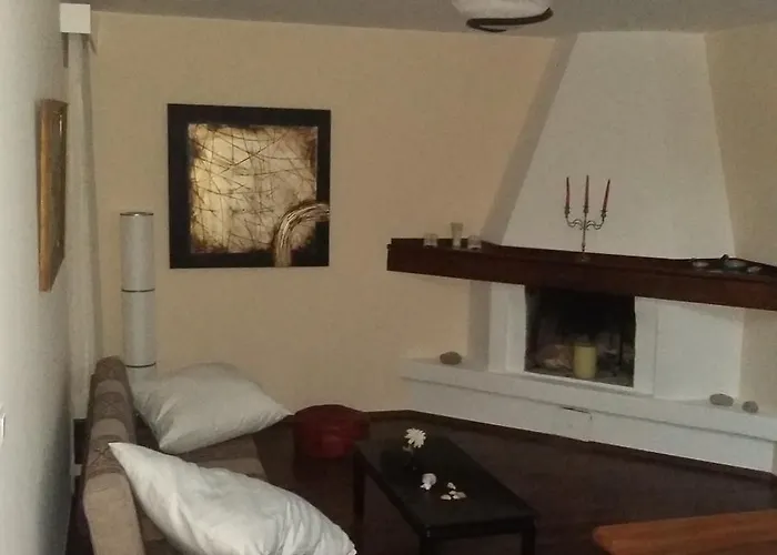 Leonidas فيلة ماستيخاري